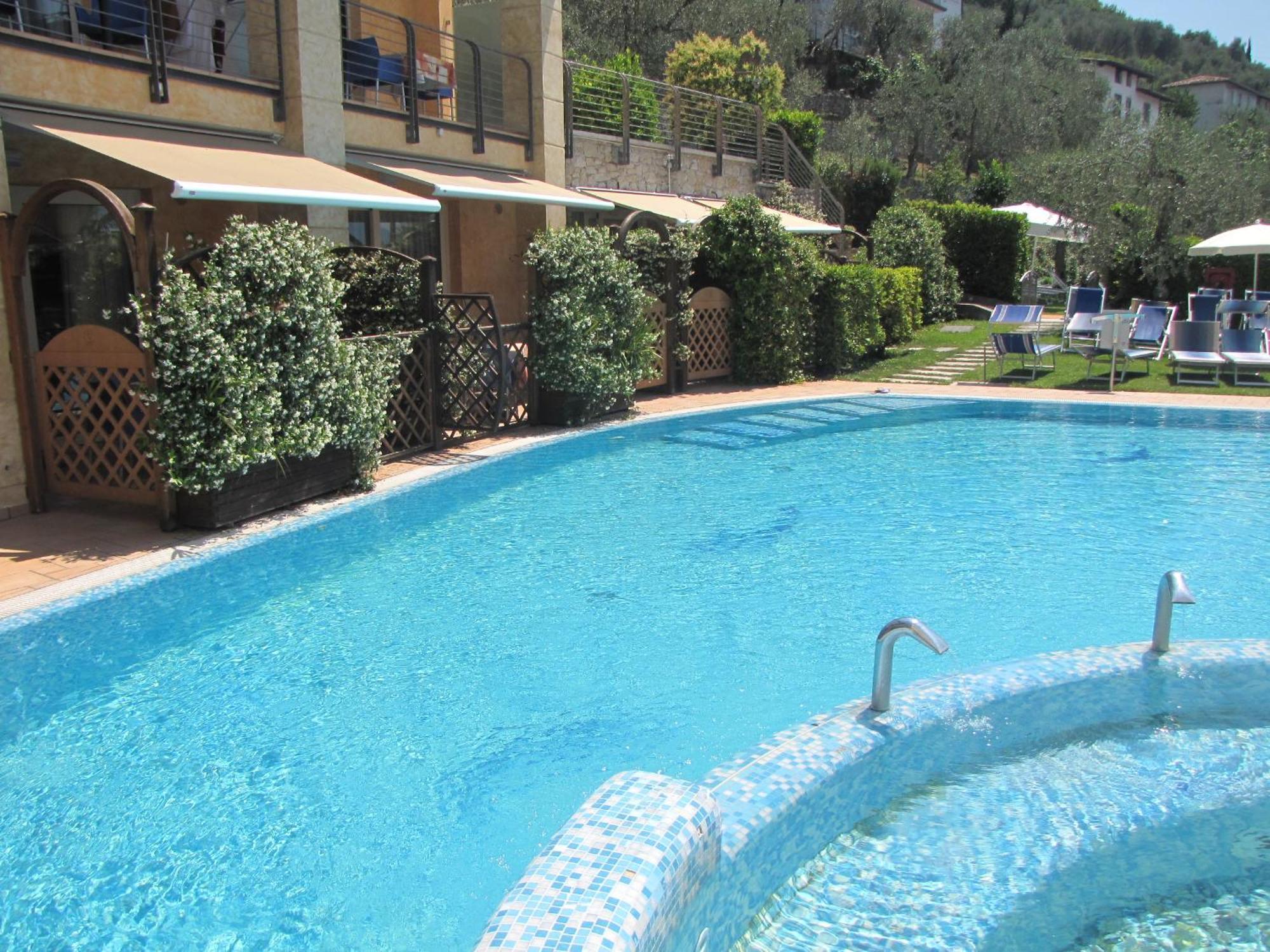 Penthouse Casa Alkea Masse Lake View Brenzone sul Garda Exterior foto